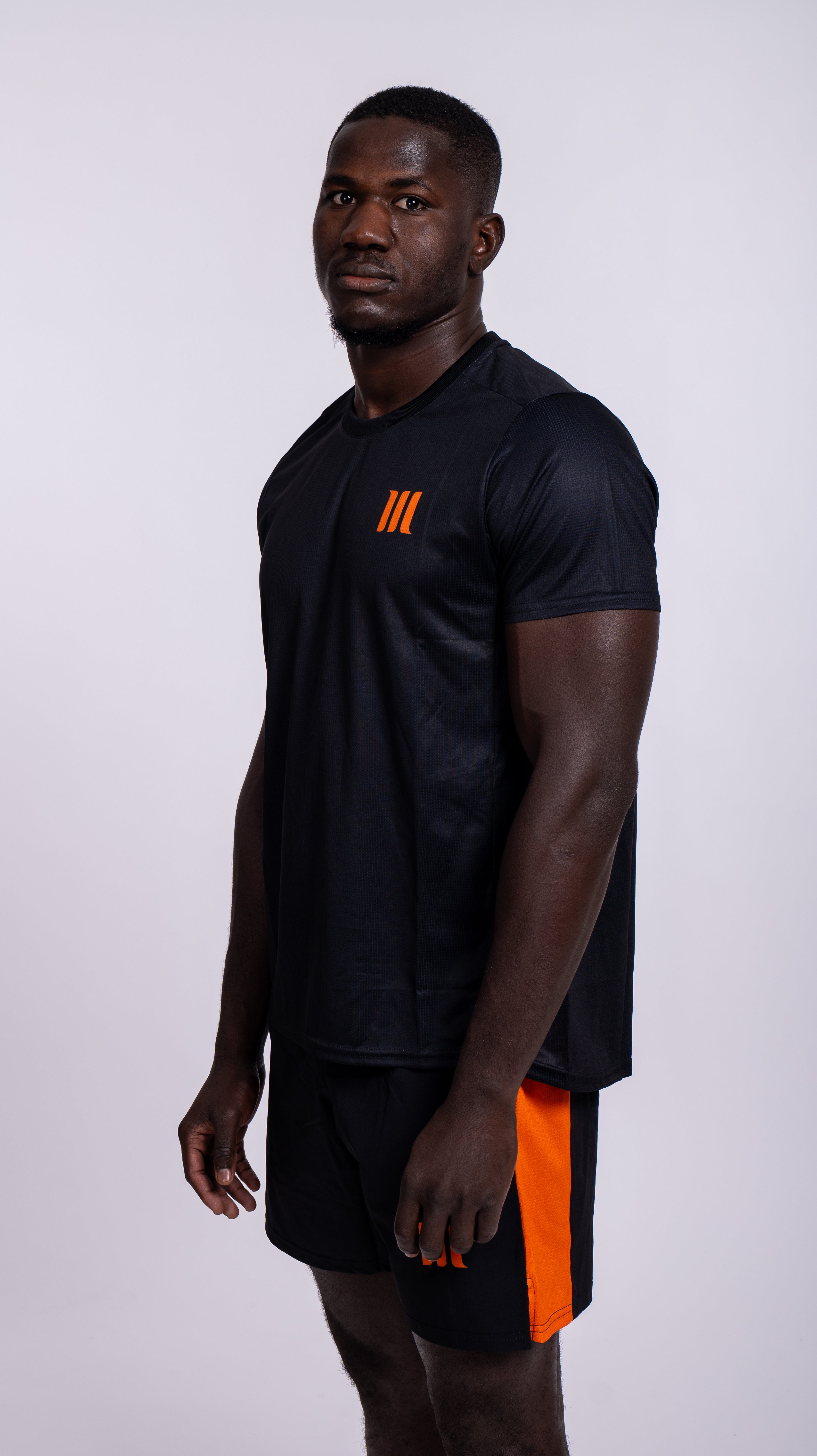 T SHIRT ORANGE NEW BLACK